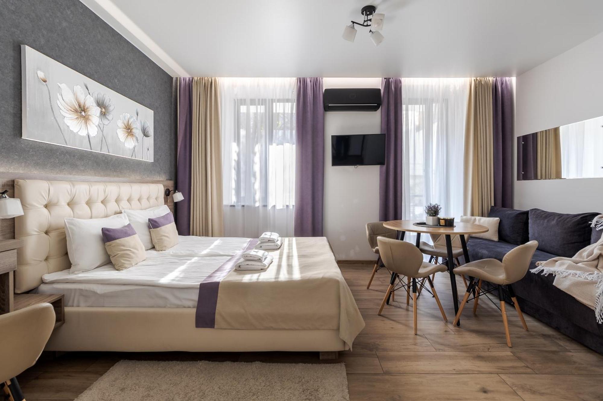 Demar Apart Violet Lviv Kültér fotó