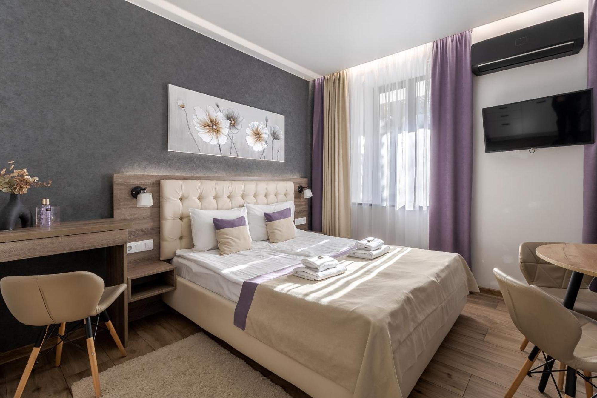 Demar Apart Violet Lviv Kültér fotó