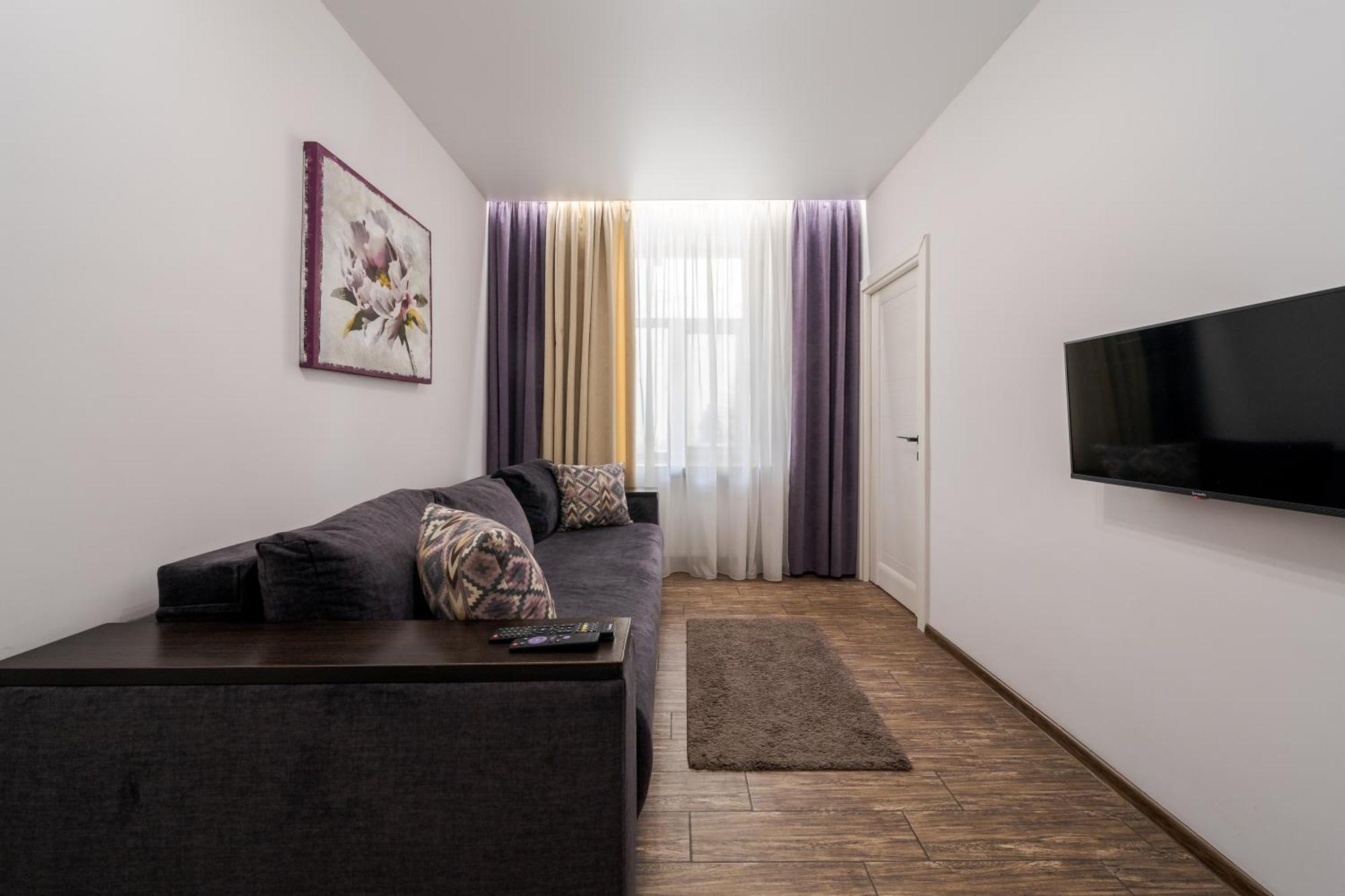 Demar Apart Violet Lviv Kültér fotó
