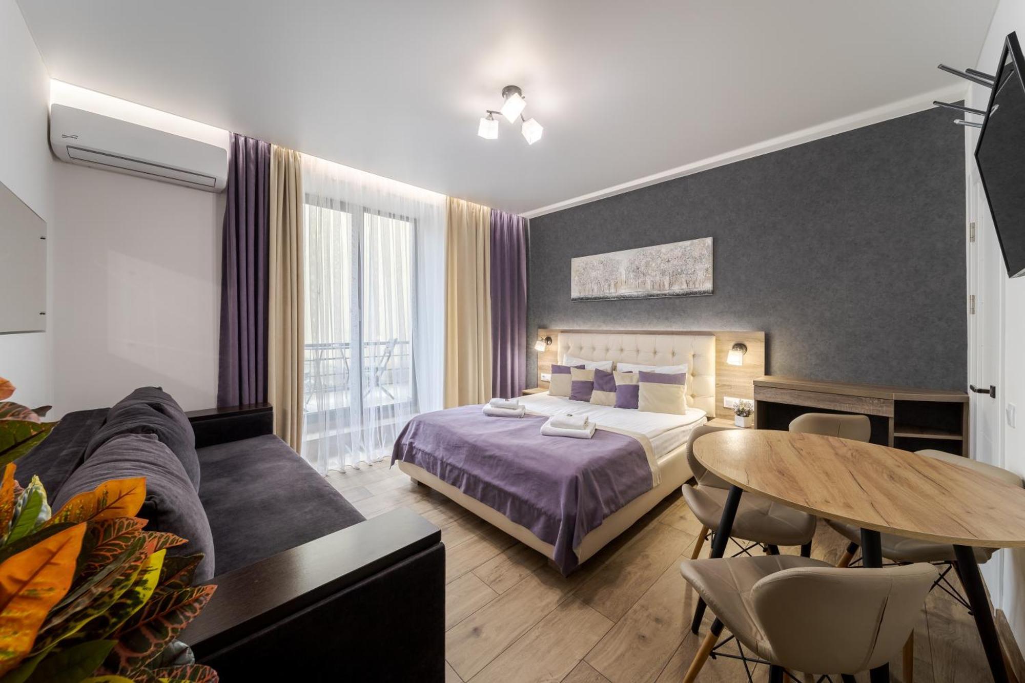 Demar Apart Violet Lviv Kültér fotó