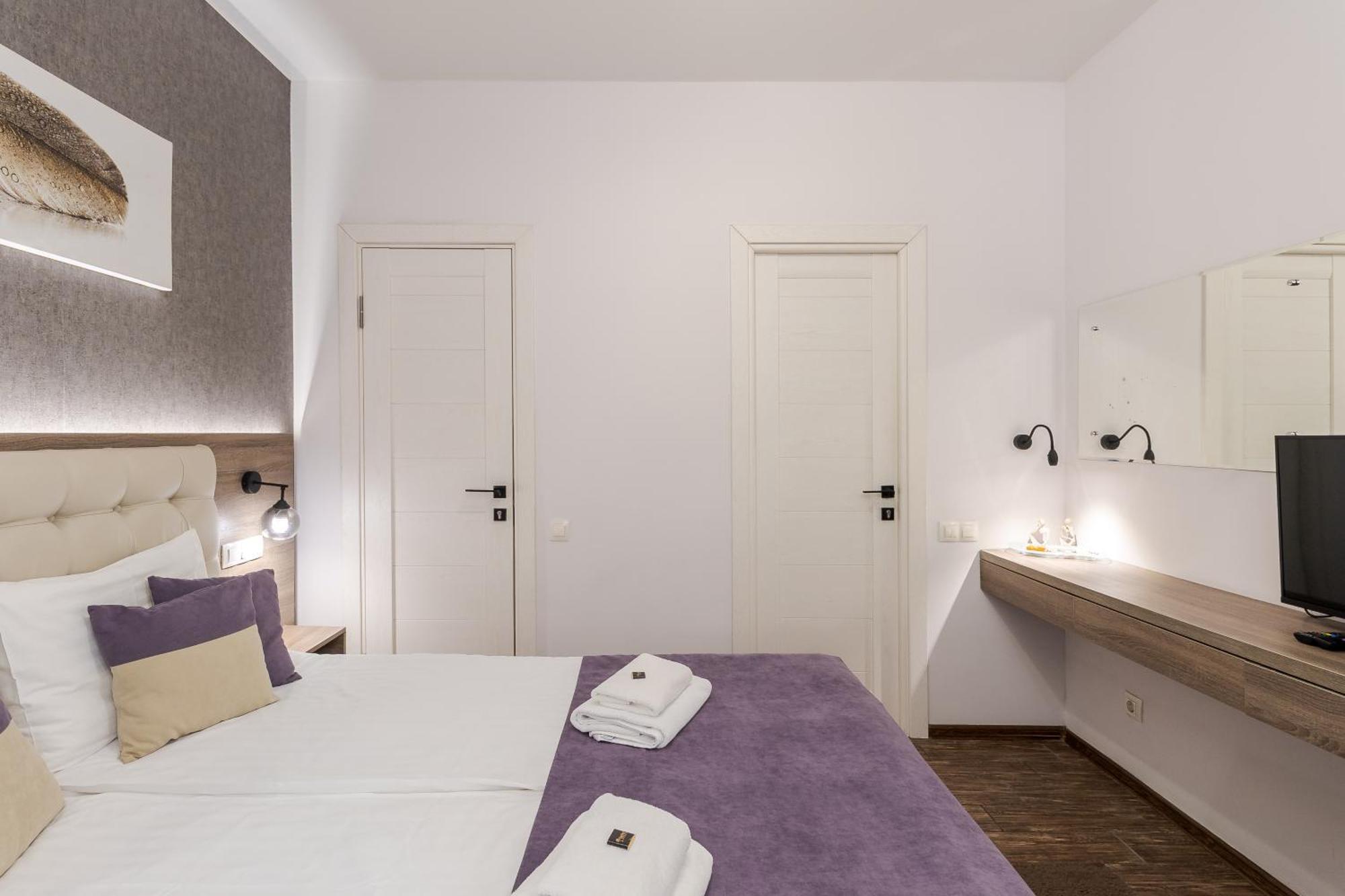 Demar Apart Violet Lviv Kültér fotó