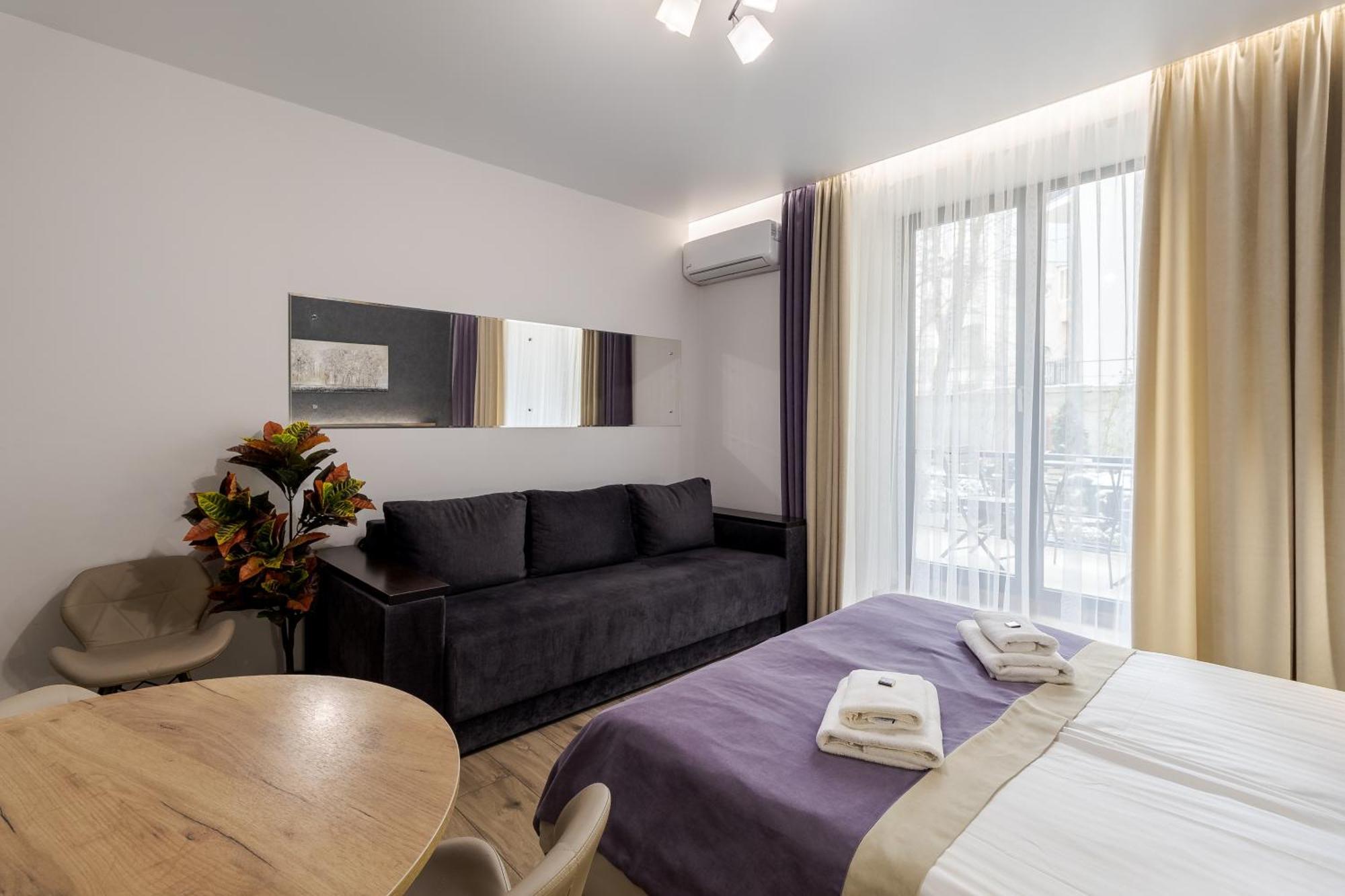 Demar Apart Violet Lviv Kültér fotó