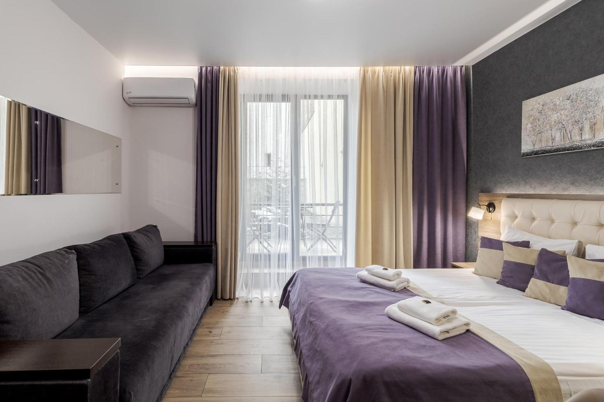 Demar Apart Violet Lviv Kültér fotó